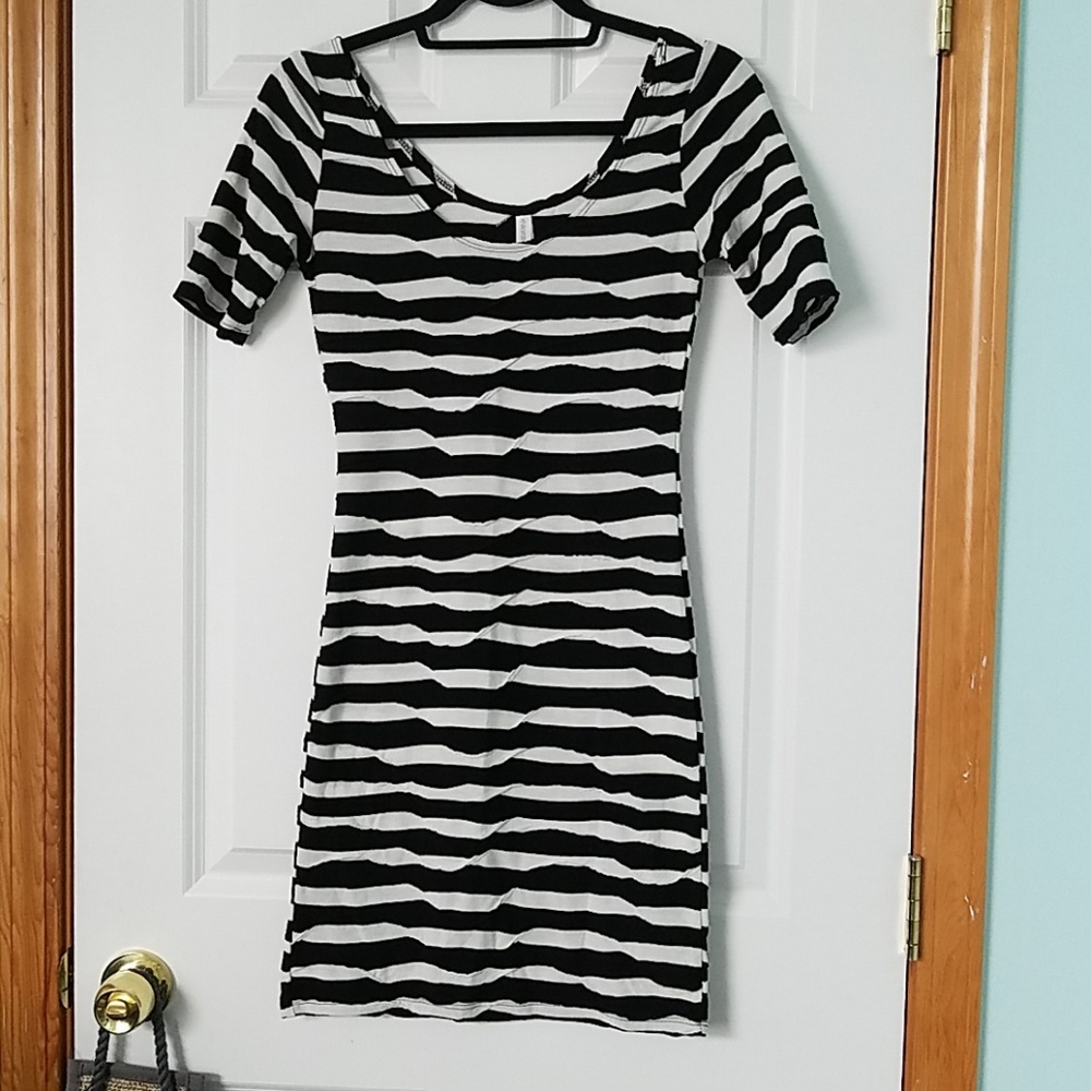 Bodycon striped dress